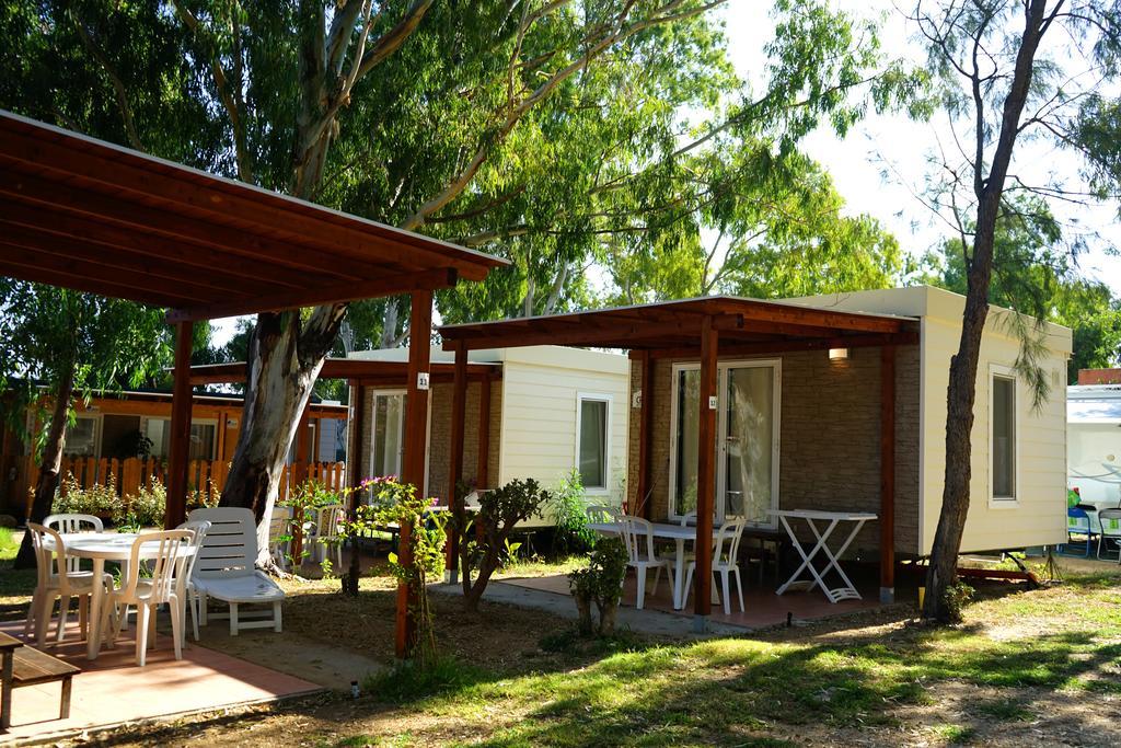 Villaggio Camping Torre Salinas Муравера Екстериор снимка